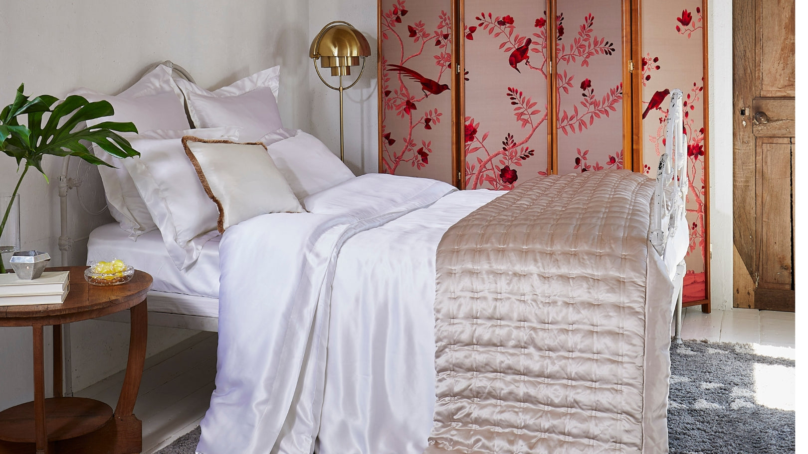 Windsor Blush Silk Coverlet | Champagne Coverlet | Gingerlily